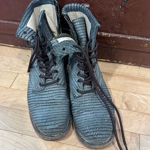 Freebird by Steven Manchester boots